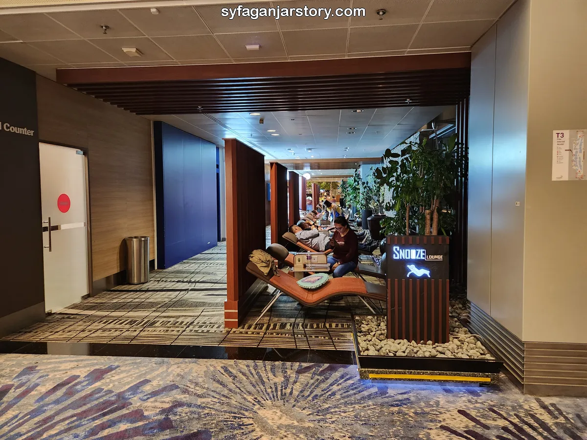 Snooze Lounge in Changi T3