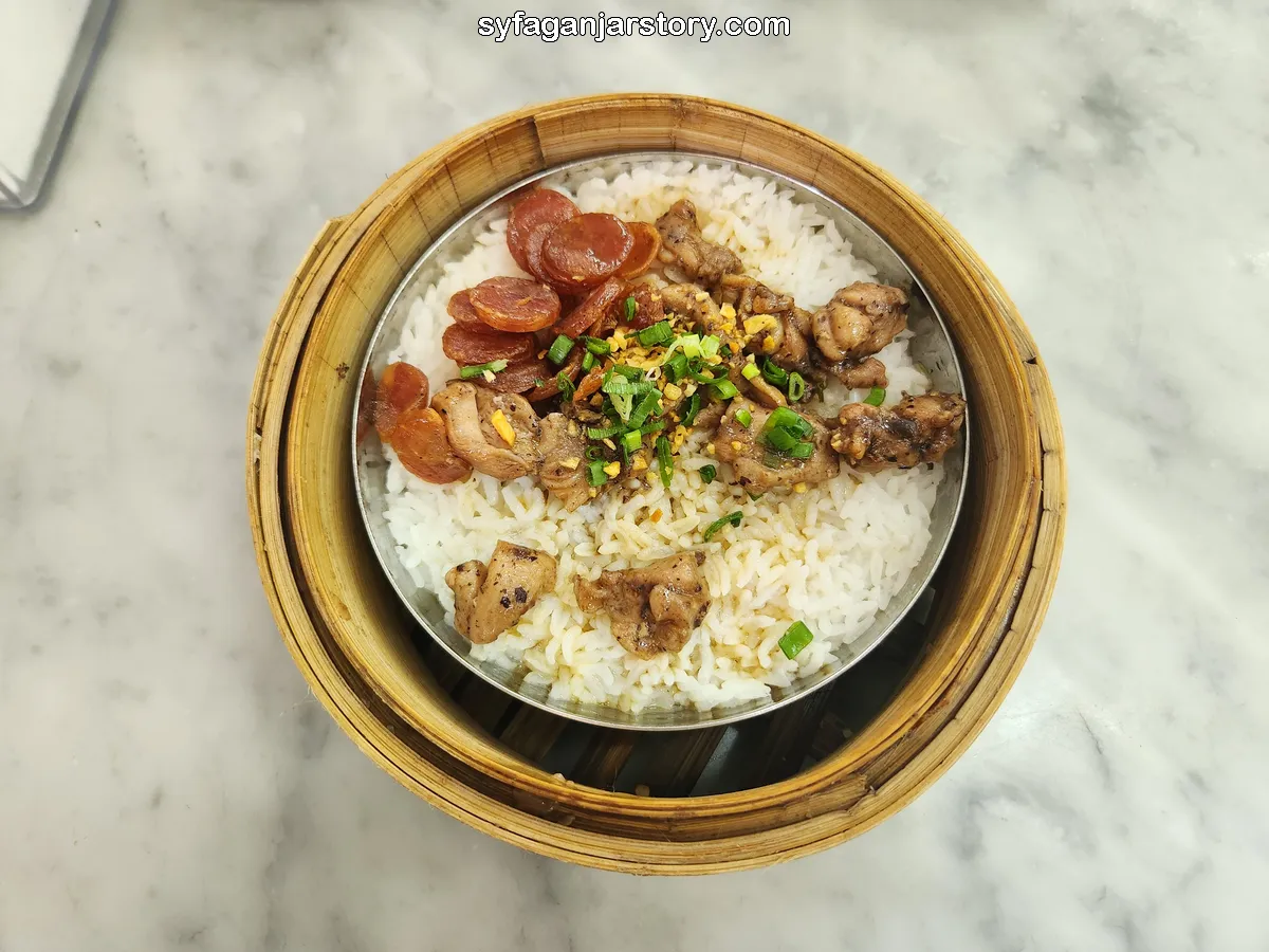Nasi Steam Ayam Lapchiong Tao Si