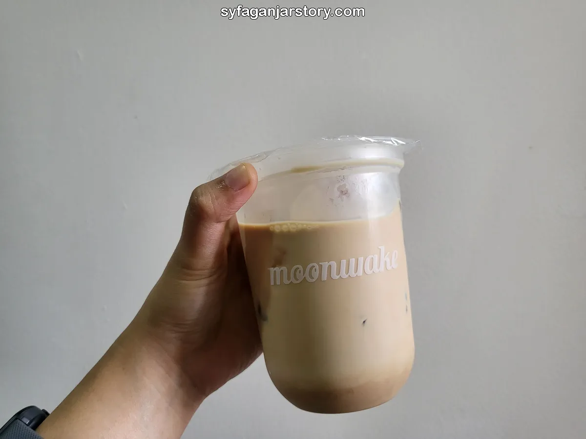 Moonwake COffee