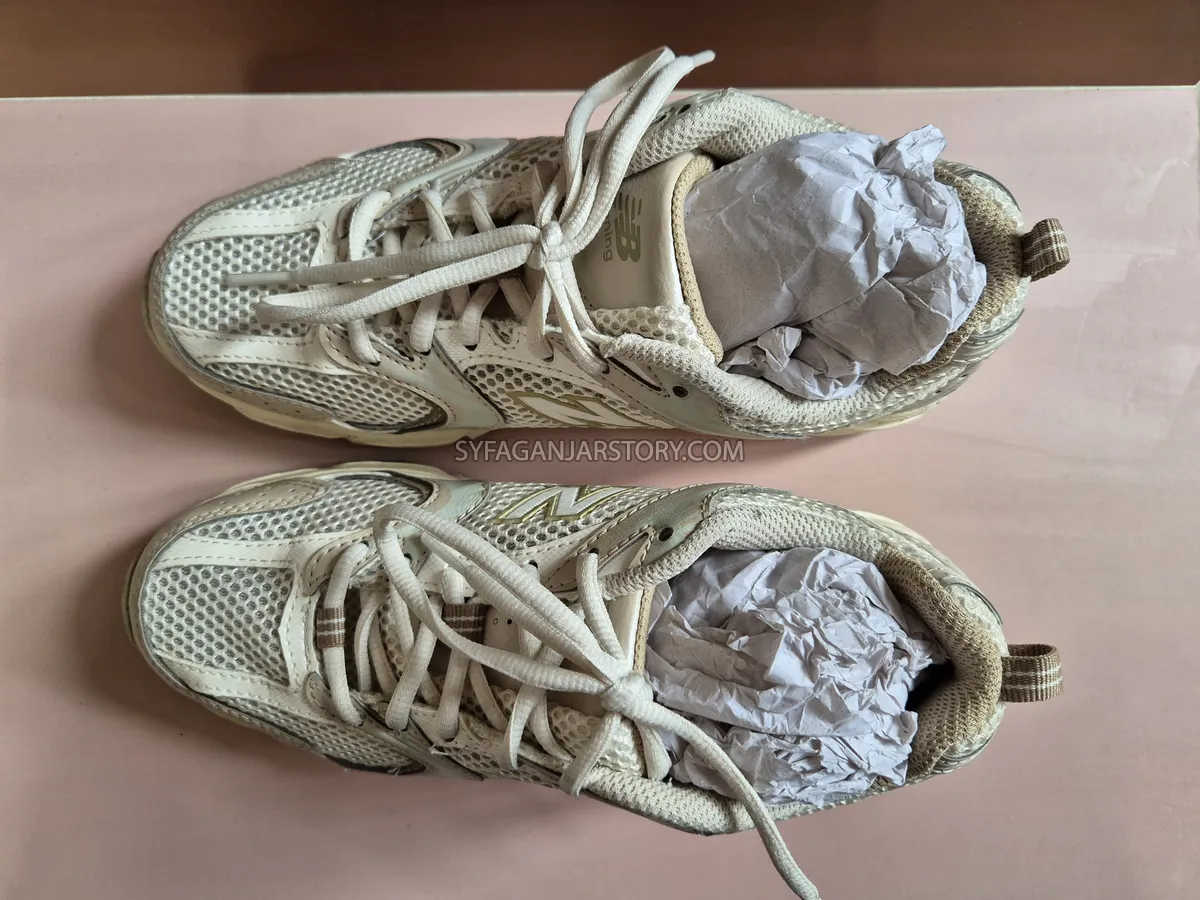 kaos kaki sepatu